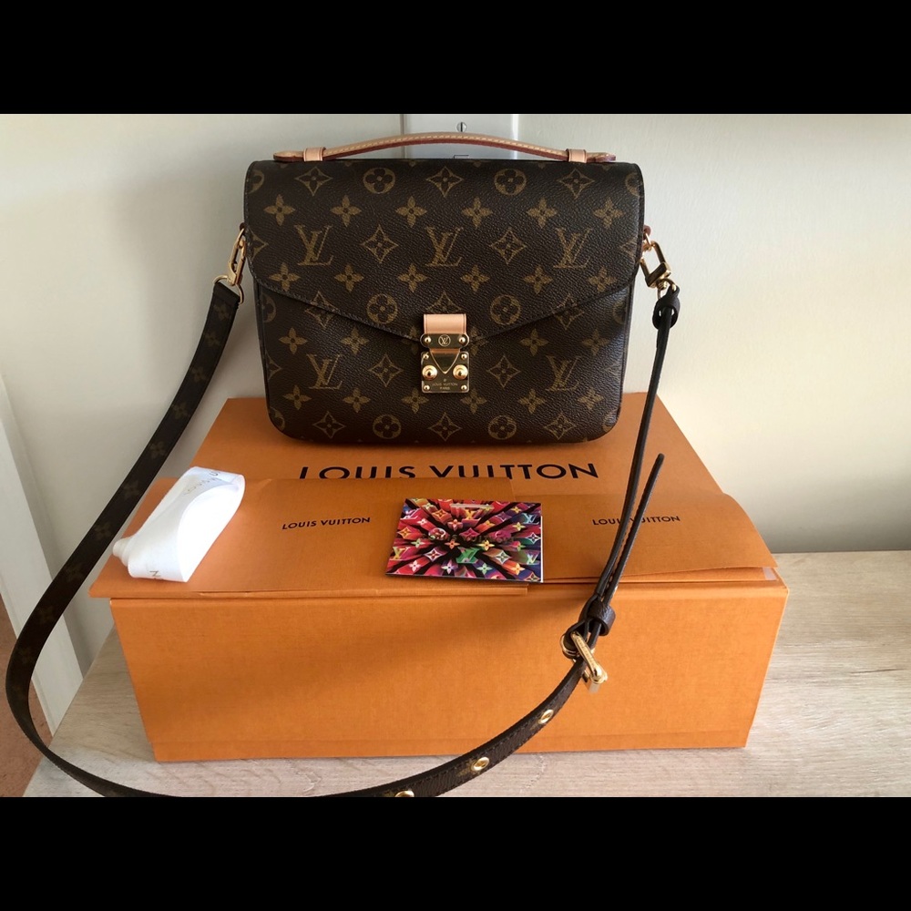 Louis Vuitton Pochette Métis